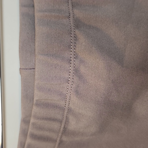 NWT Tahari Pencil Skirt In‎ Smokey Taupe Size Small - Picture 8 of 10